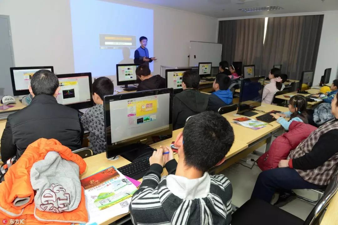 二合一传奇_合成传奇二合一_传奇二合一电脑版