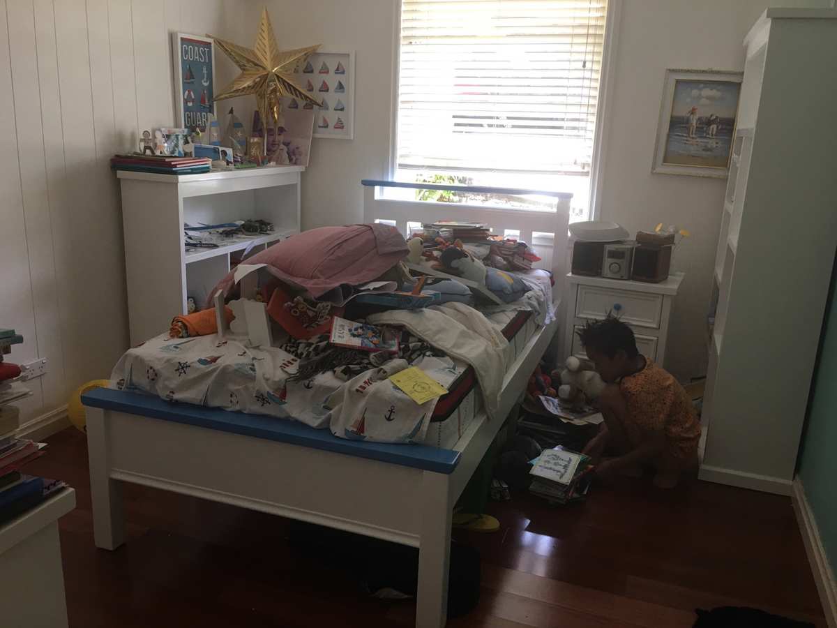 妈妈回来之前我必须收拾好房间_在妈妈回来前收拾好房间_妈妈收拾家