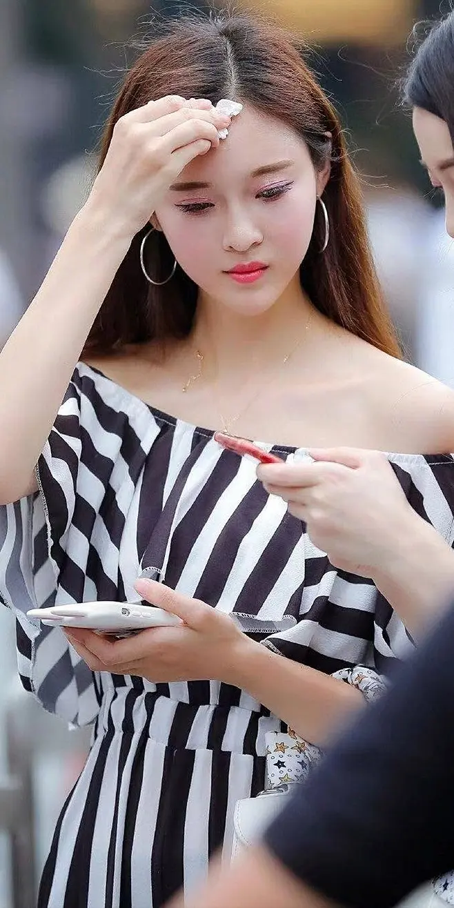 美女任你玩_任堂玩_美女任性