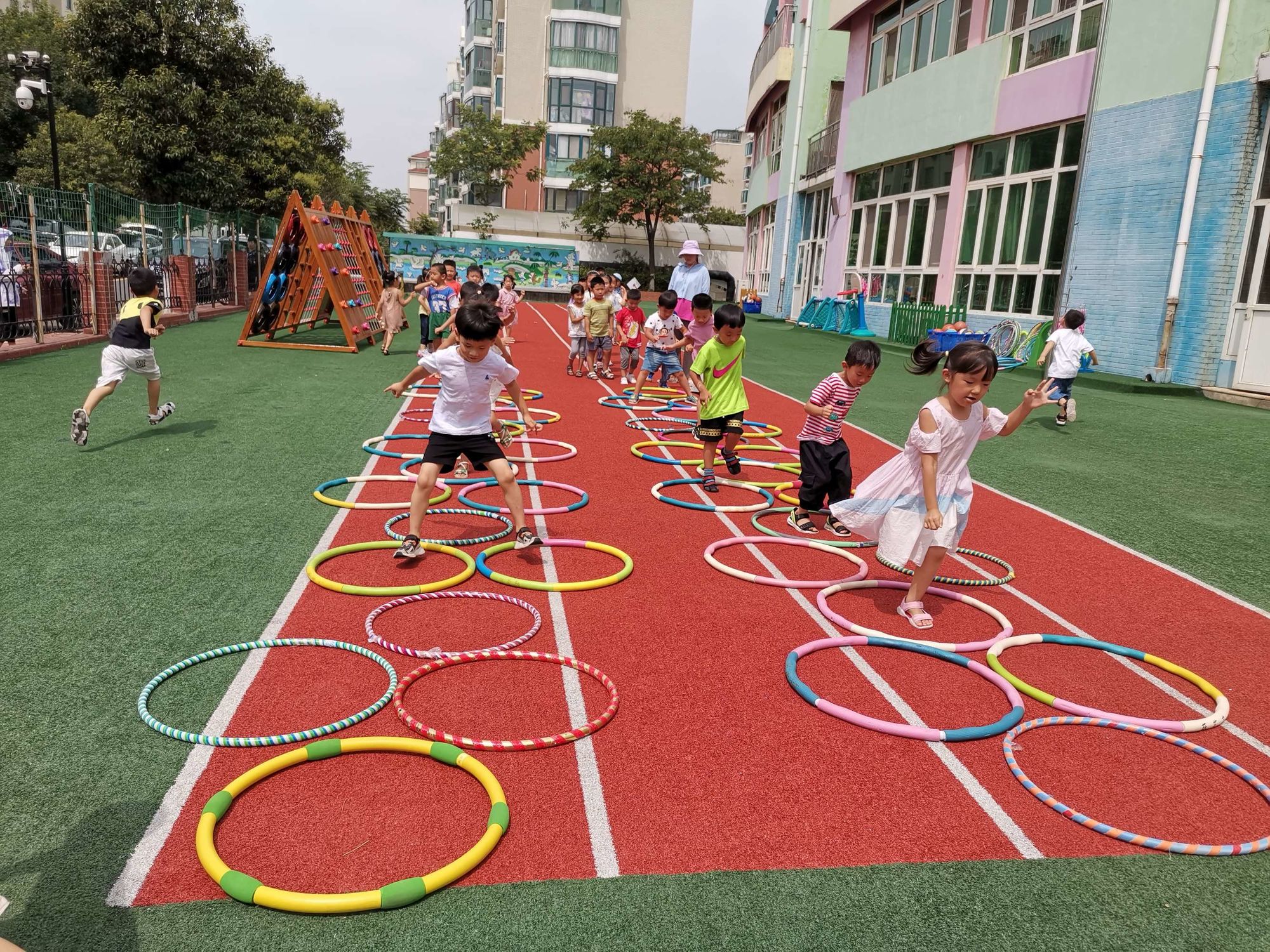 手机游戏 颜色 圈_手机游戏带颜色的_圆圈颜色游戏叫什么