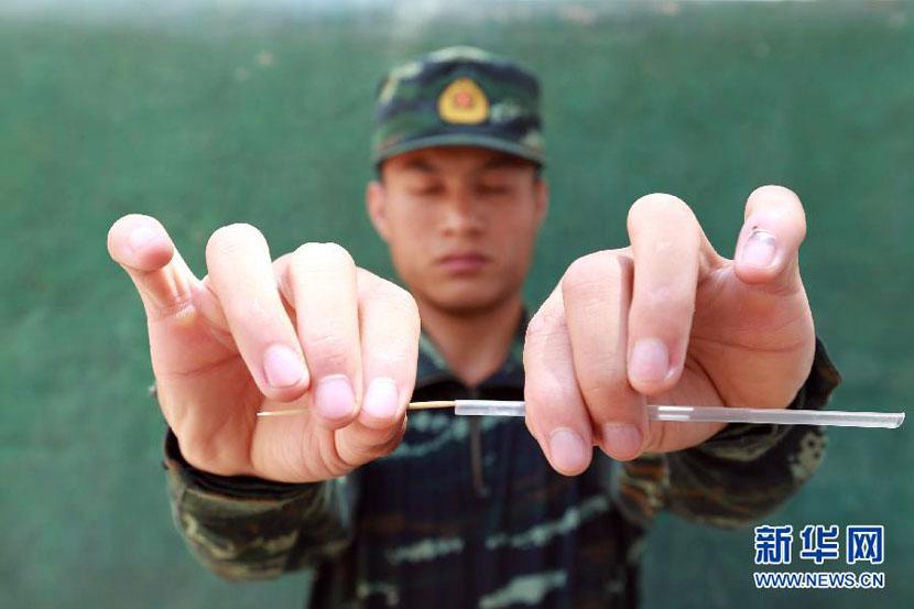 玩射击游戏想吐怎么办_手机上的射击游戏玩着难受_为什么玩射击游戏头晕恶心