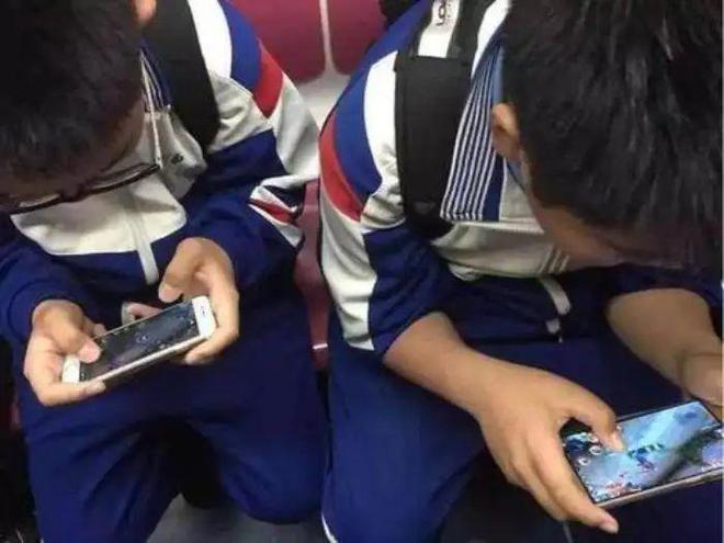 手机限制玩游戏_限制玩手机的app叫什么_限制玩手机游戏的软件