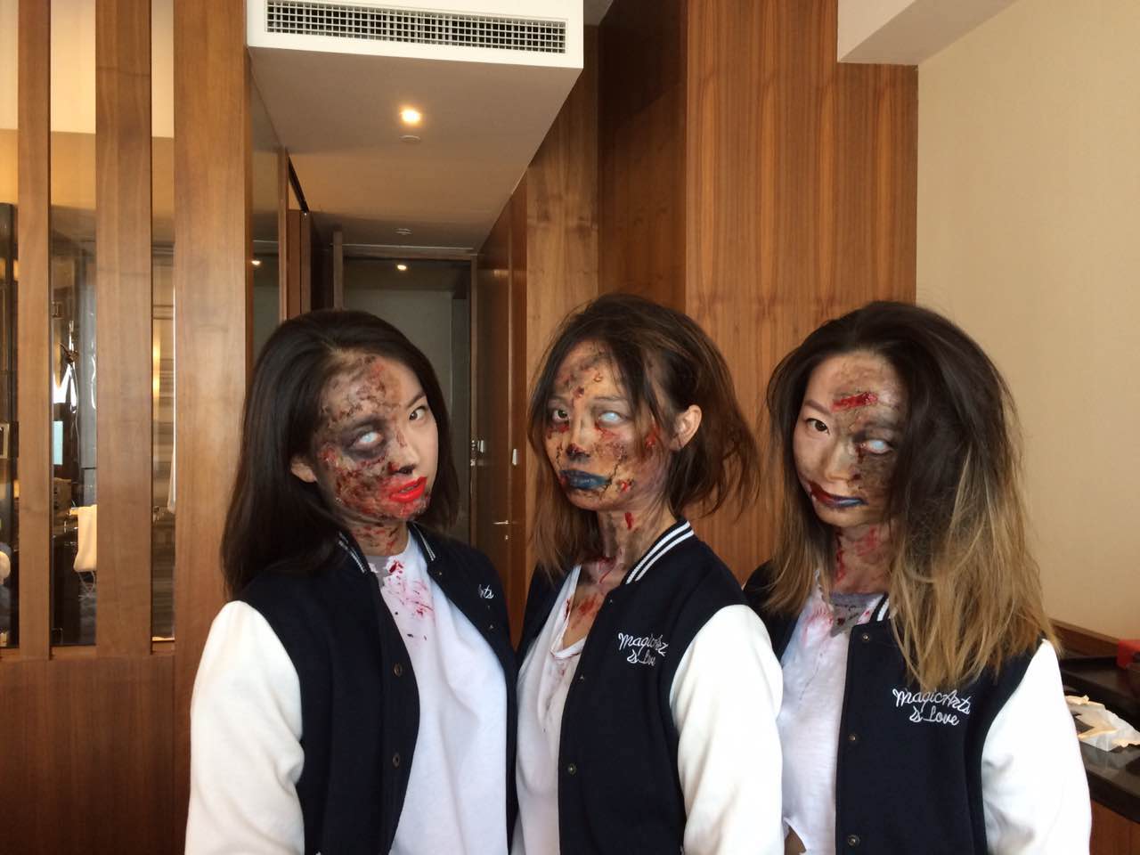 手机上的丧尸生存游戏-指尖舞动生死，手机上的丧尸生存大战