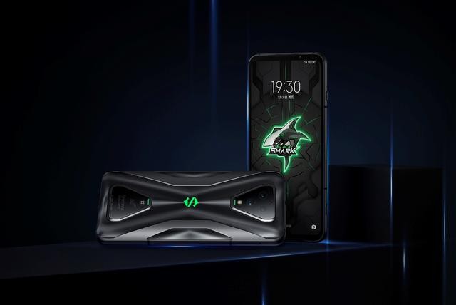 如果在手机游戏中黑屏会怎么样_手机游戏开黑_手机游戏有黑边怎么设置