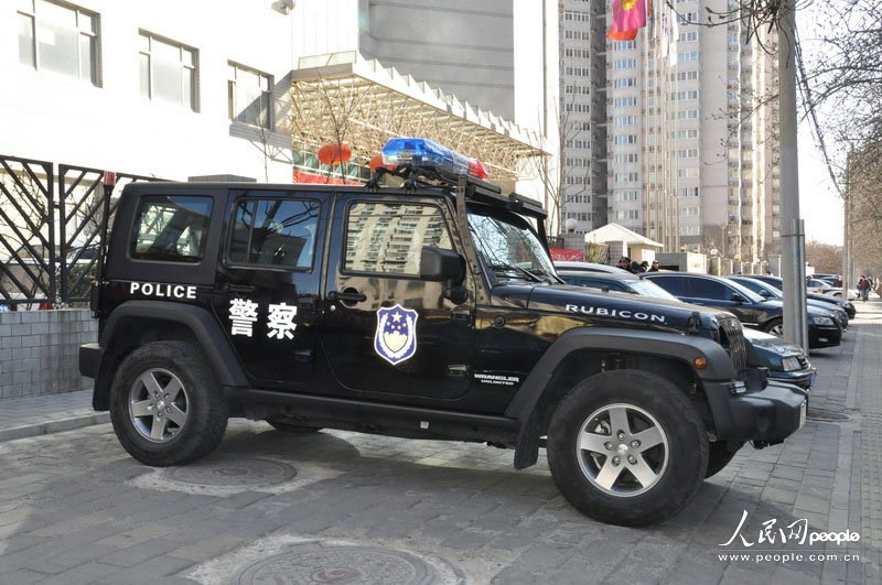 特警特警游戏_手机游戏特警车皮肤_特警游戏视频解说