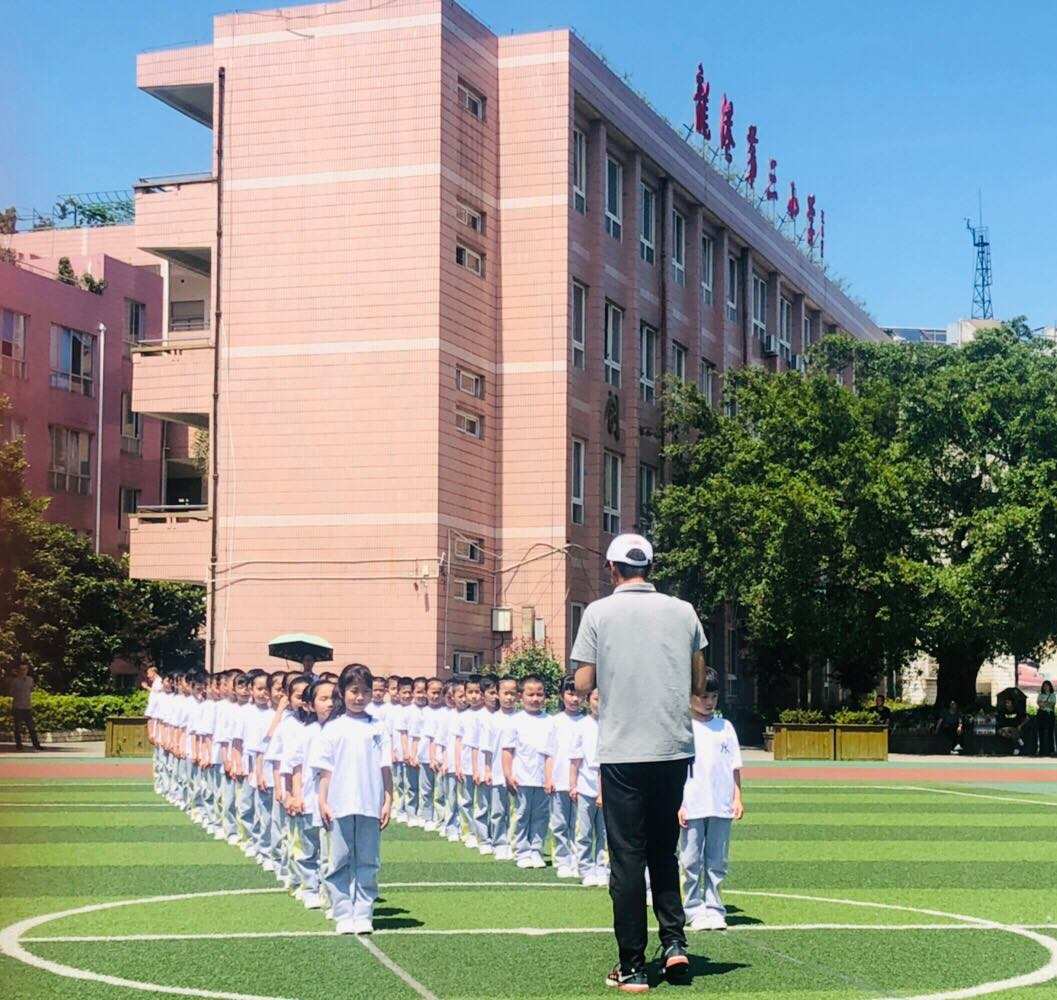 月经推迟不来什么原因_月经量少颜色黑褐色是什么原因_5月23日