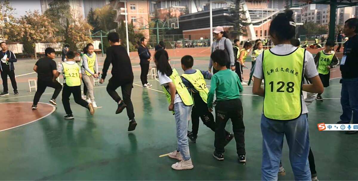 手机甩绳子游戏-手机甩动，休闲游戏乐无穷