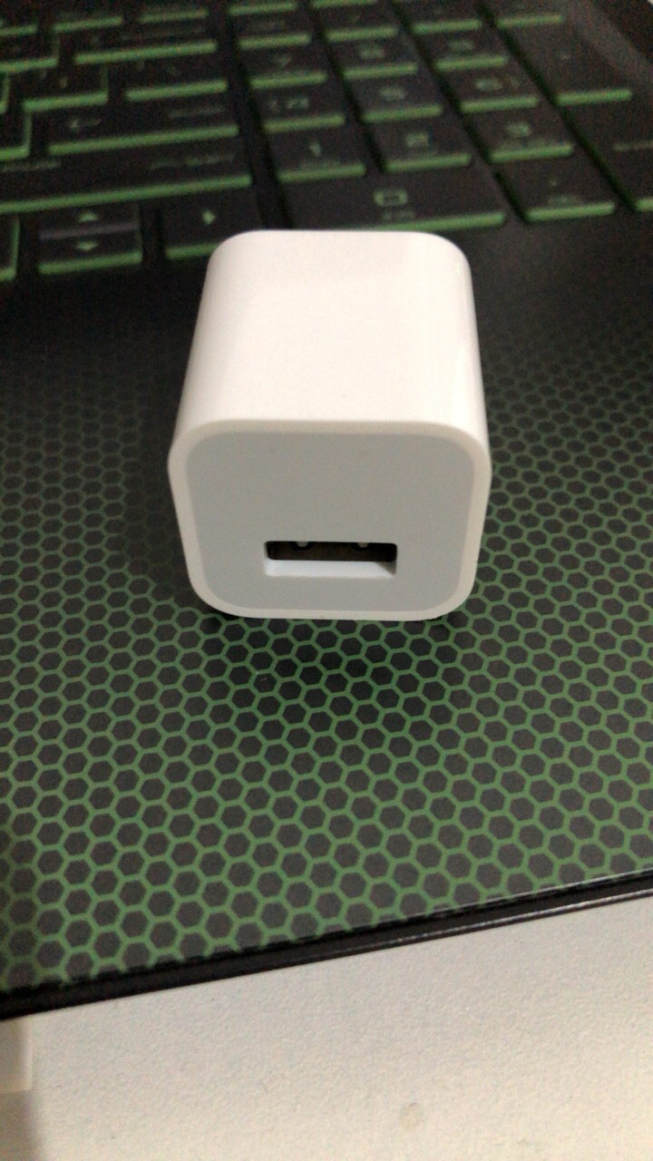 苹果手机充着电玩_苹果手机充上电了_苹果手机充不进去电