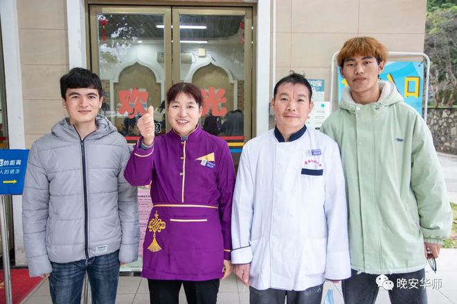 元旦搞笑短信_元旦诙谐幽默的短信_搞笑元旦短信