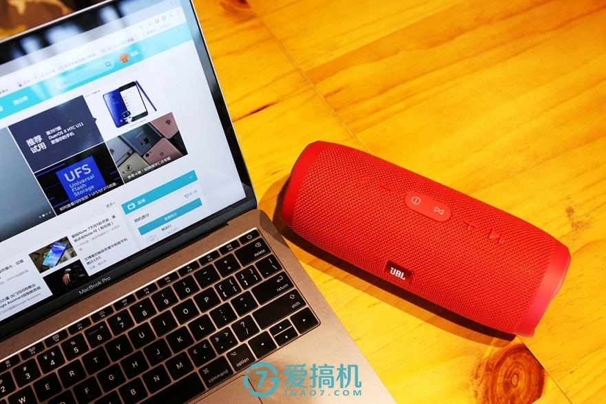 手机玩游戏音箱有延迟_用音箱玩游戏_蓝牙音箱玩游戏有延迟