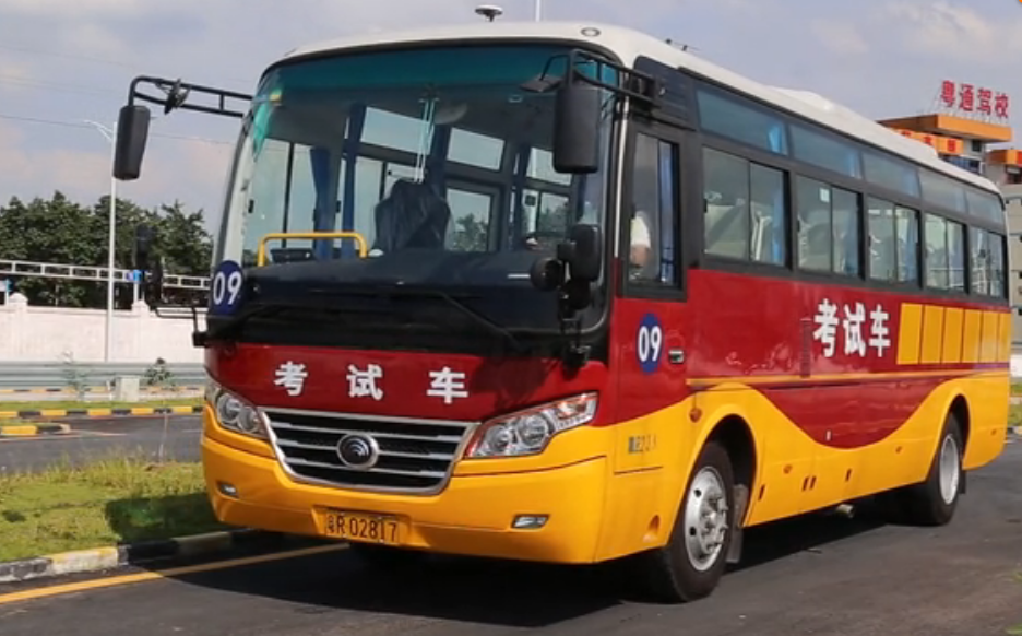 播放公交车游戏_手机怎么开公交车游戏视频_我想看公交车游戏