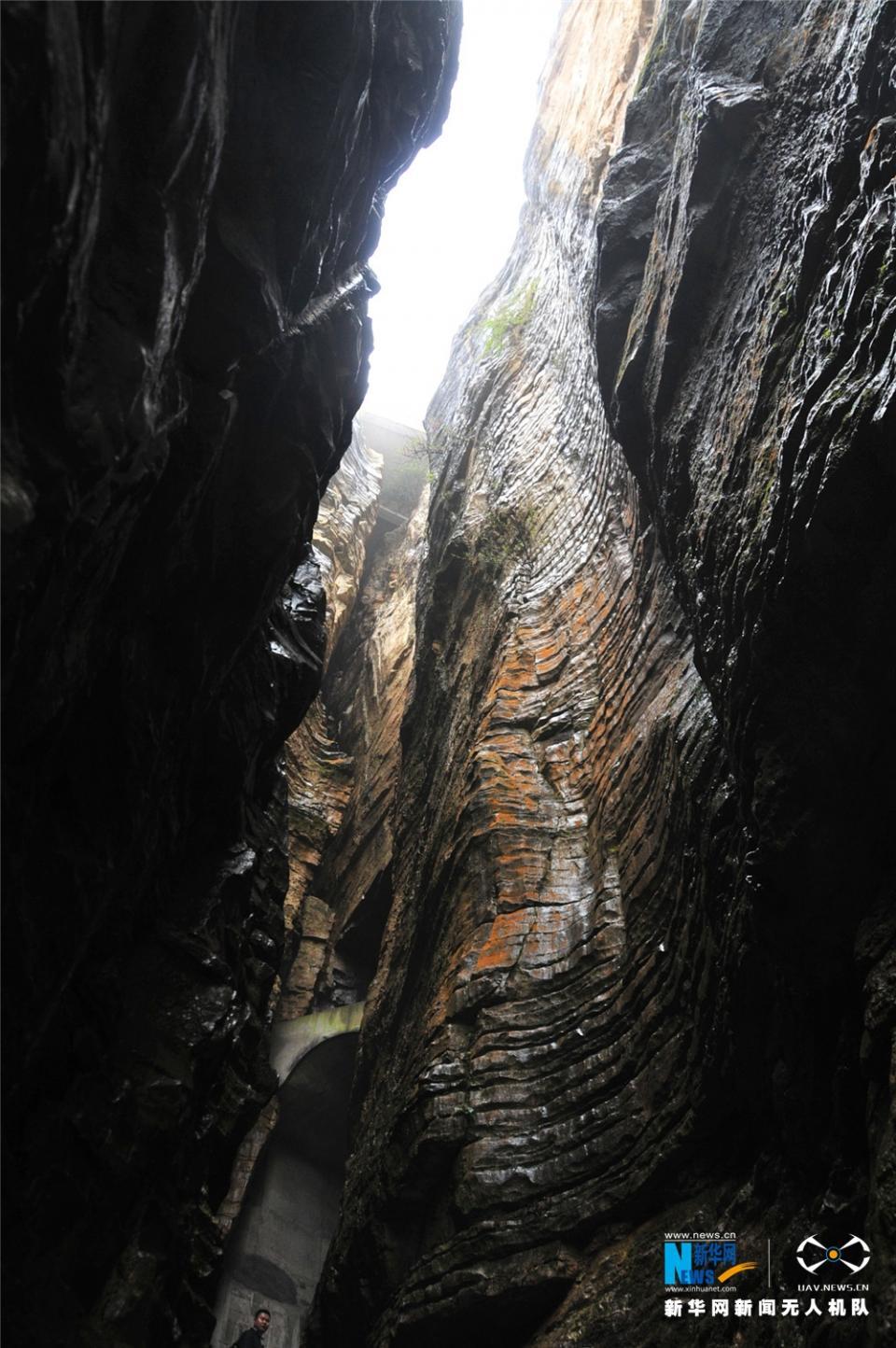 鹫巢岩_鹫巢岩_鹫巢岩