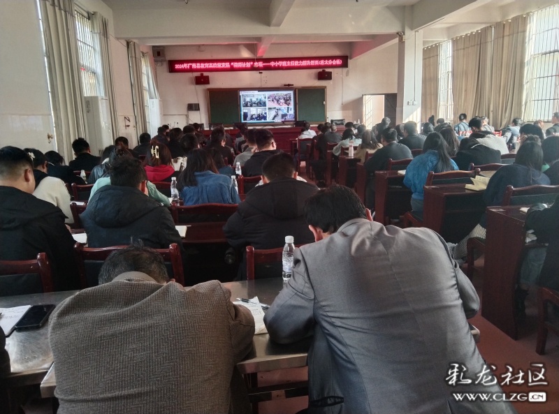 手机上惩罚游戏图片_惩罚的表情包_惩罚表情包图片