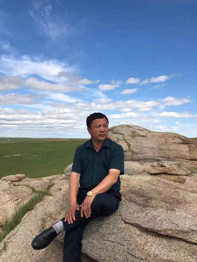 套装海啸手机游戏怎么玩_手机游戏海啸套装_海啸小游戏