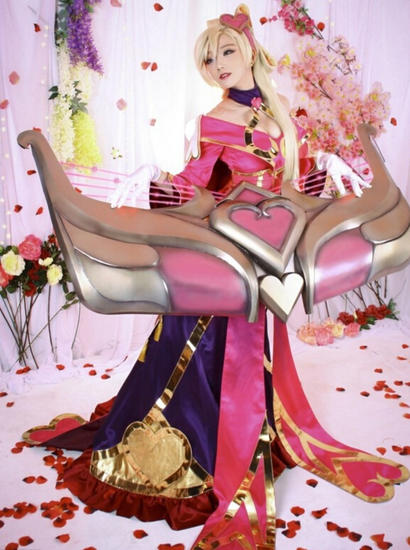 真人少女图片可爱萌头像_真人美少女游戏手机版_真人少女壁纸唯美