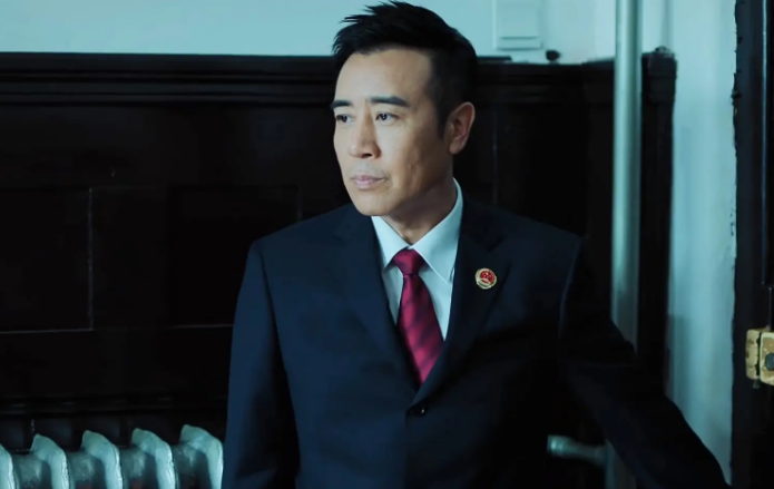 电视潜伏剧情_潜伏者电视剧_电视潜伏剧组演员