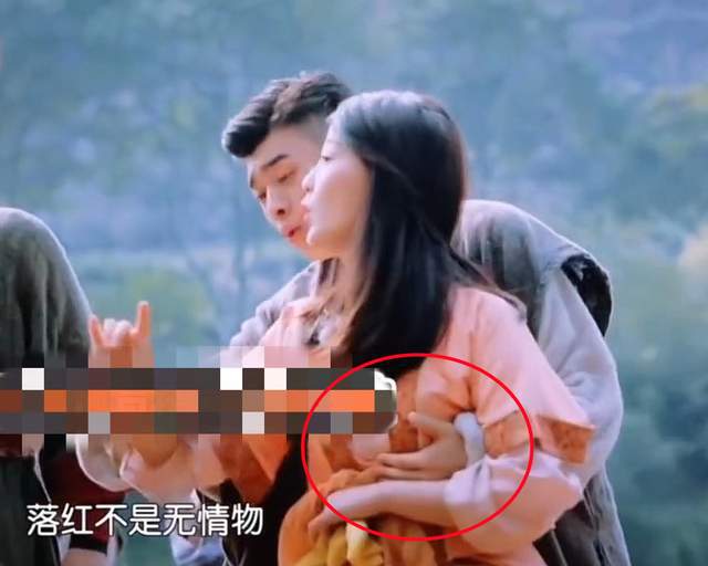 袭胸是啥_袭胸是啥_袭胸是啥