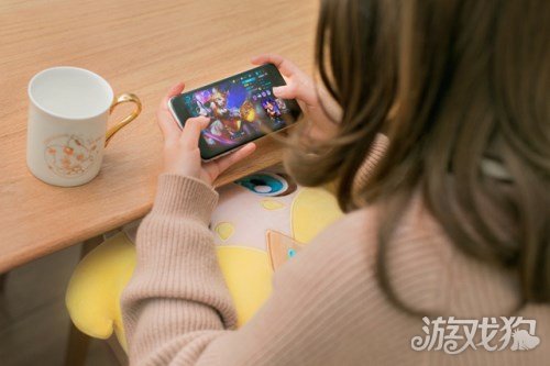 使用手机游戏_手机用户游戏有哪些_手机游戏用户多少