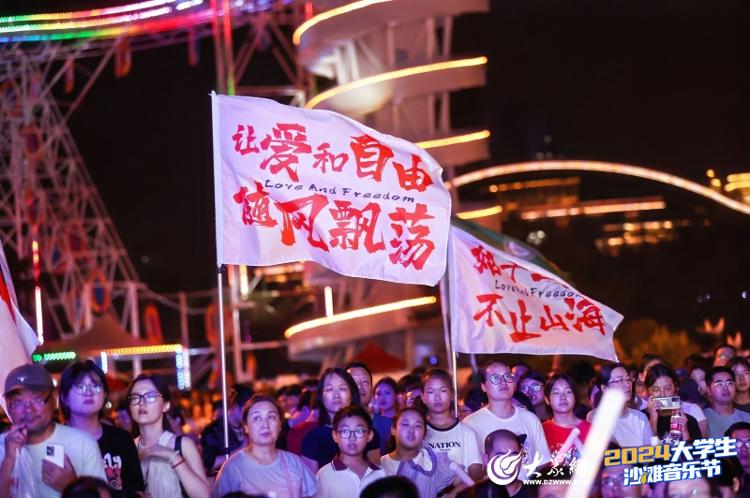 电影红灯停绿灯行演员表_红灯影院_电影红灯行绿灯停